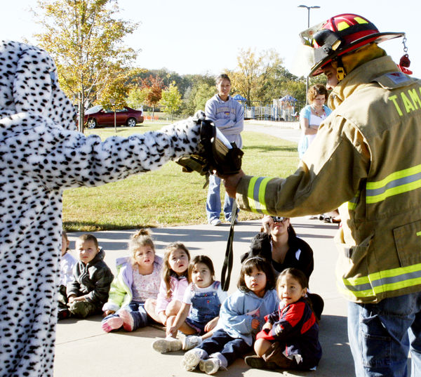 Tama firefighters visit Meskwaki School students News, Sports, Jobs